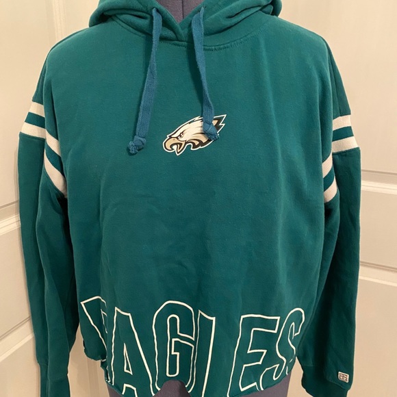 eagles cropped hoodie
